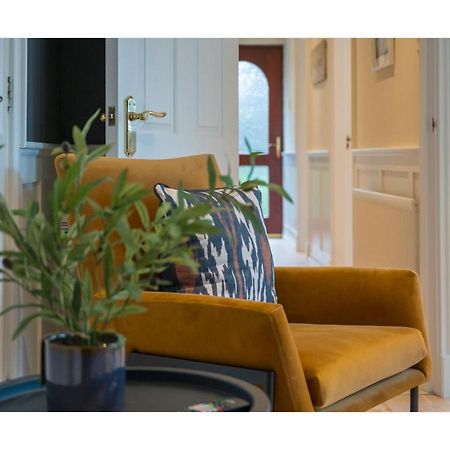 Central Belfast Apartments Windsor Экстерьер фото