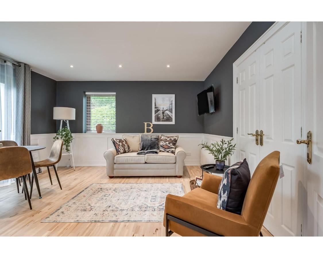 Central Belfast Apartments Windsor Экстерьер фото