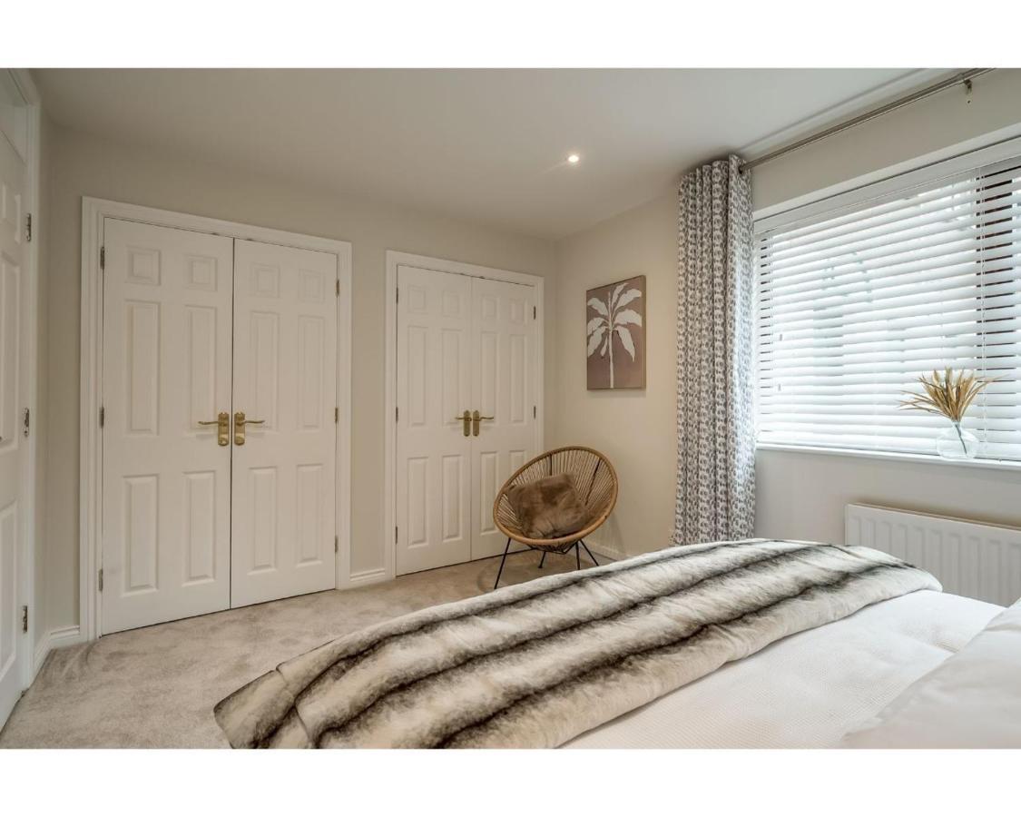 Central Belfast Apartments Windsor Экстерьер фото