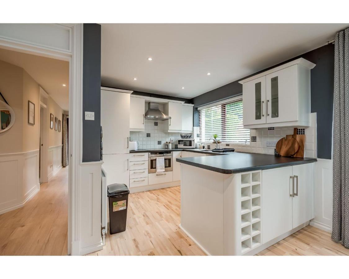 Central Belfast Apartments Windsor Экстерьер фото