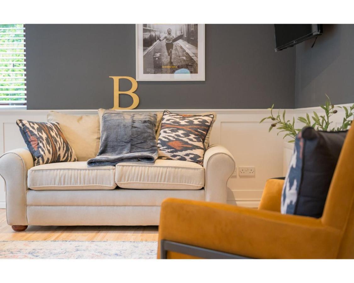 Central Belfast Apartments Windsor Экстерьер фото